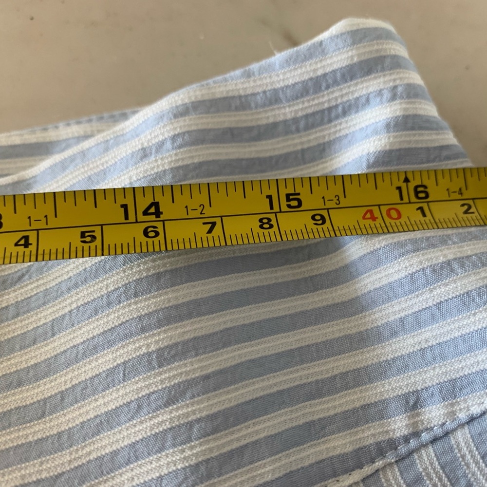 NWT. Club Monaco Bryanna Pant, Pantalons, Light blue stripe. Size 10. - Picture 8 of 8